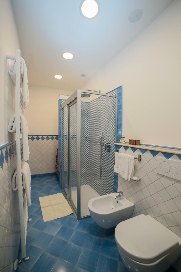 Vittoria Aparthotel