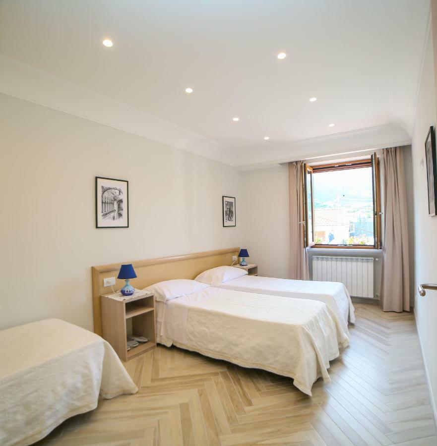 Vittoria Aparthotel *
